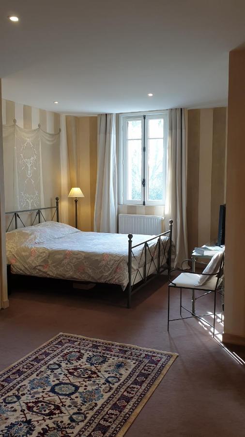 La Villa Des Arts Savigne-l'Eveque Zewnętrze zdjęcie